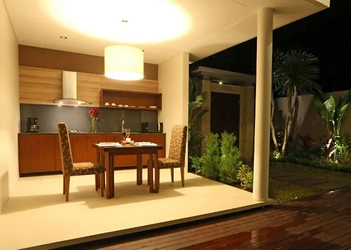 Uppala Villa & Spa Umalas Kerobokan 